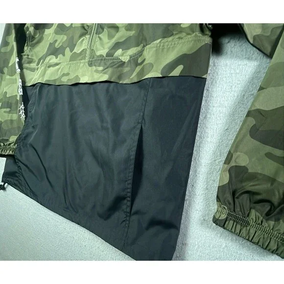 Champion Windbreaker Jacket Mens Small Black Green Camo Pocket Hooded Shell Zip - Picture 3 of 11